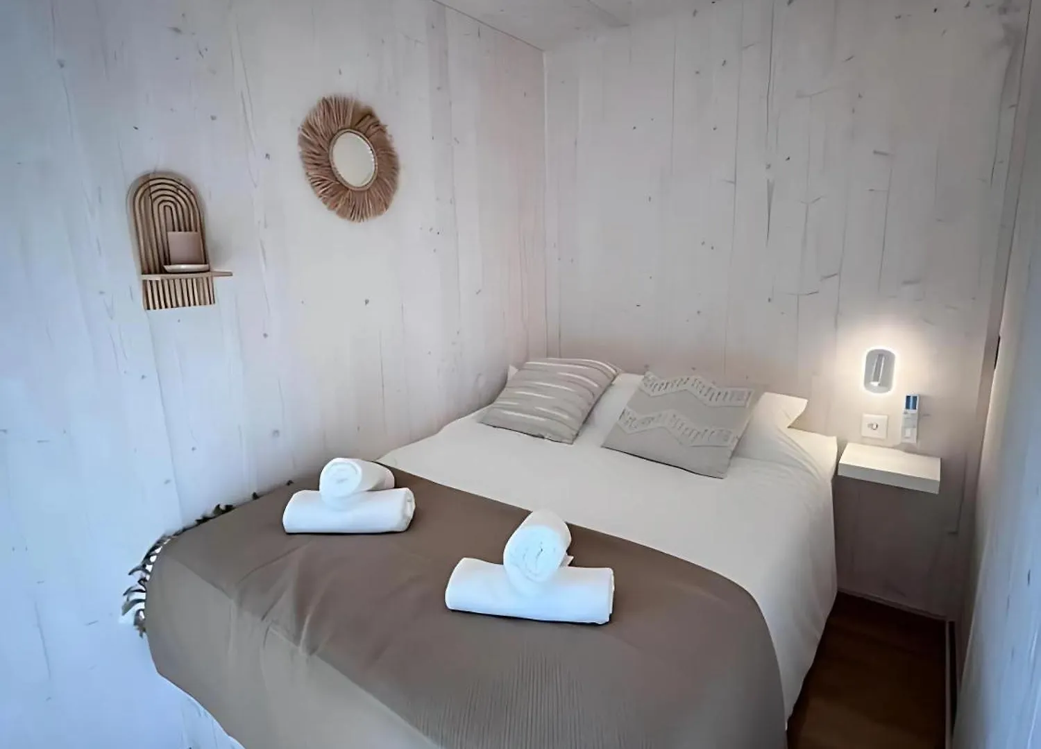 Luxury Seaside Villa Privlaka With Jacuzzi And Sauna - 10 Gardens - Beach & Relax Croatia Croatia